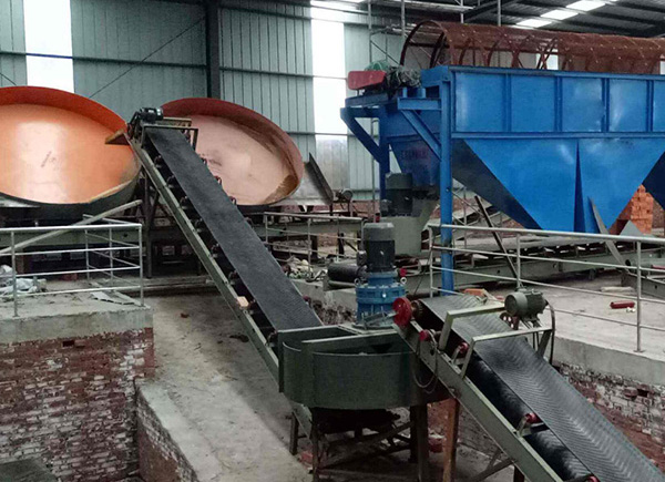 200頭牛的養(yǎng)牛場(chǎng)糞便怎么處理？